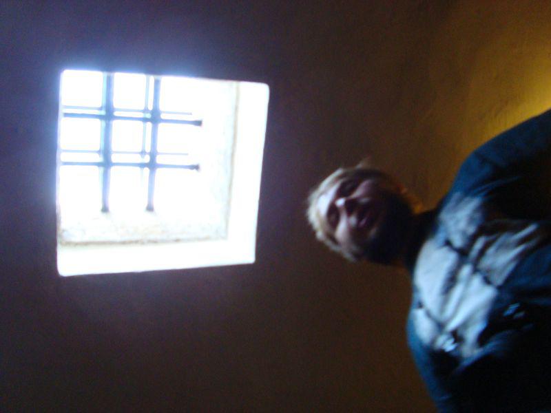 Камера с заключенным в башне Белен