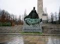        (Soviet War Memorial) 3